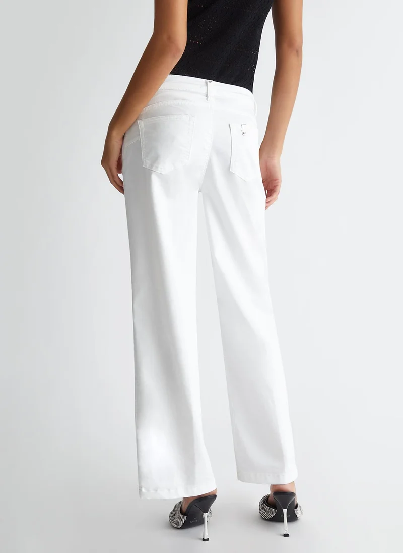 ليو جو بنطال قصير بتصميم واسع