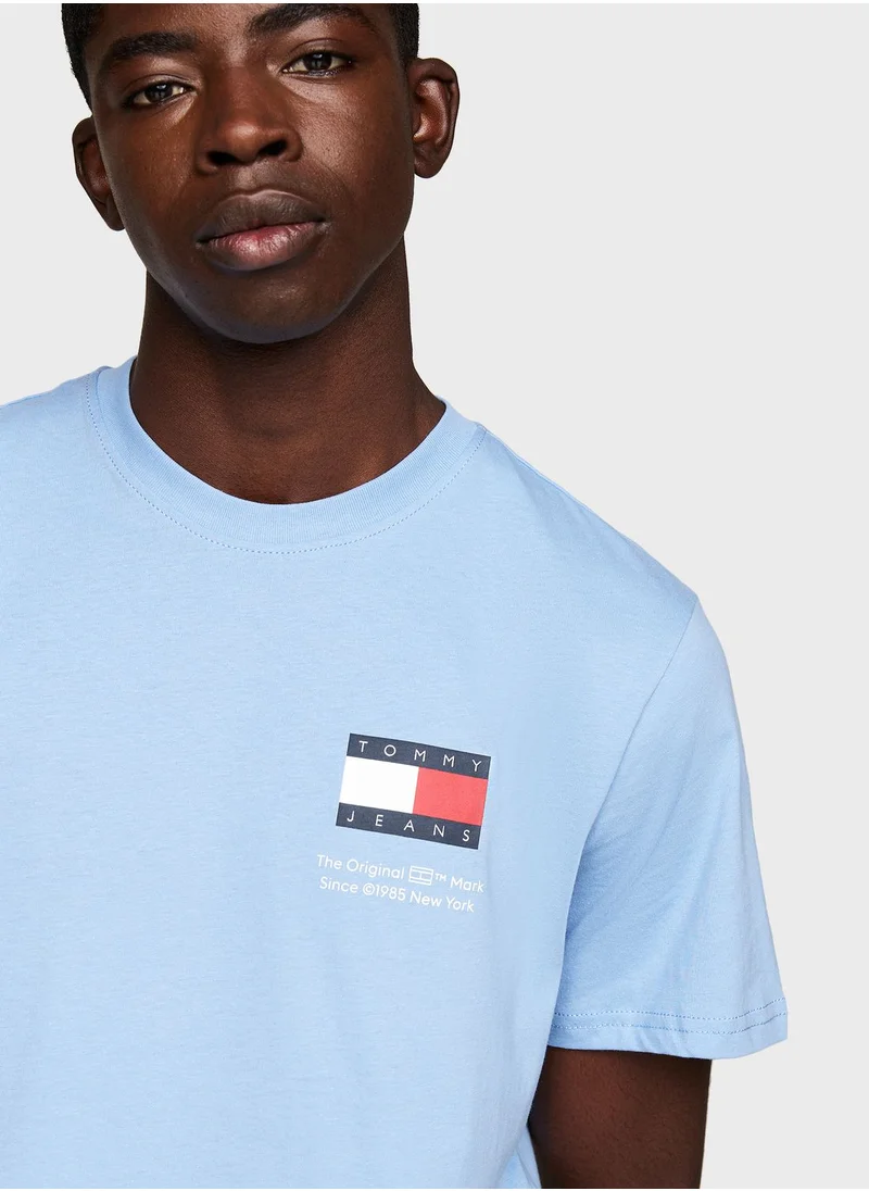 TOMMY JEANS Logo Crew Neck T-Shirt
