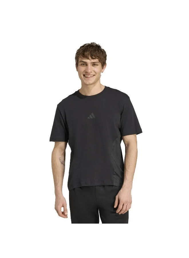 اديداس تيشيرت رجالي أسود بأكمام قصيرة
