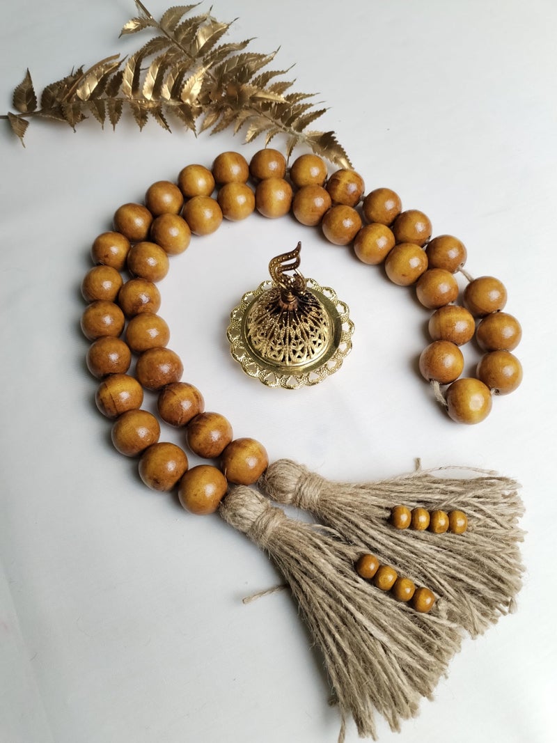 Brown Wood Beads with Natural Burlap Tassels, Bohemian Decor Necklace, 40 Beads Suitable for Decorations All Year and Ramadan Atmosphere