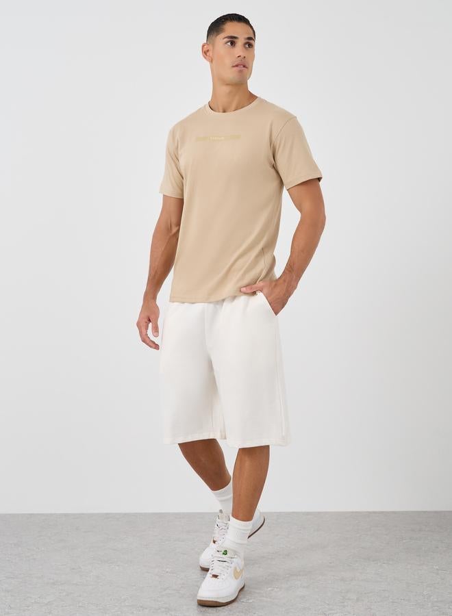 Styli Oversized Solid Shorts with Drawstring - Image 2