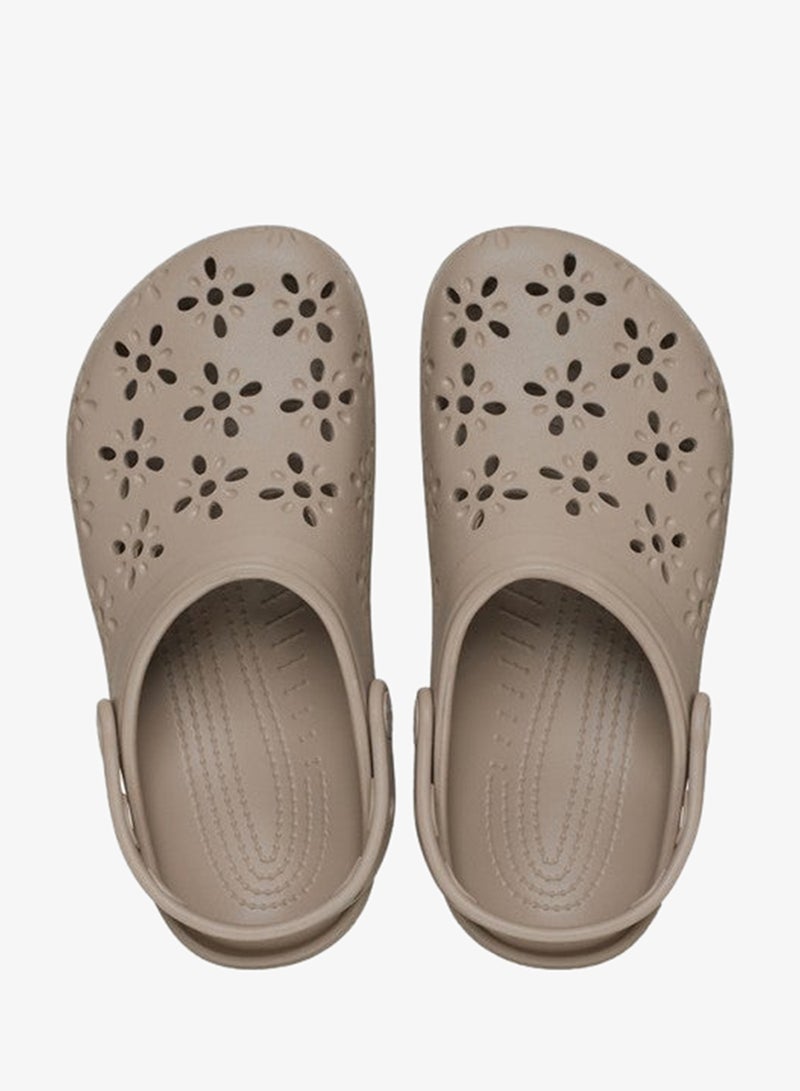 كروكس صندل كلاسيكي مزين بنقوش زهور مقصوصة - Image 4