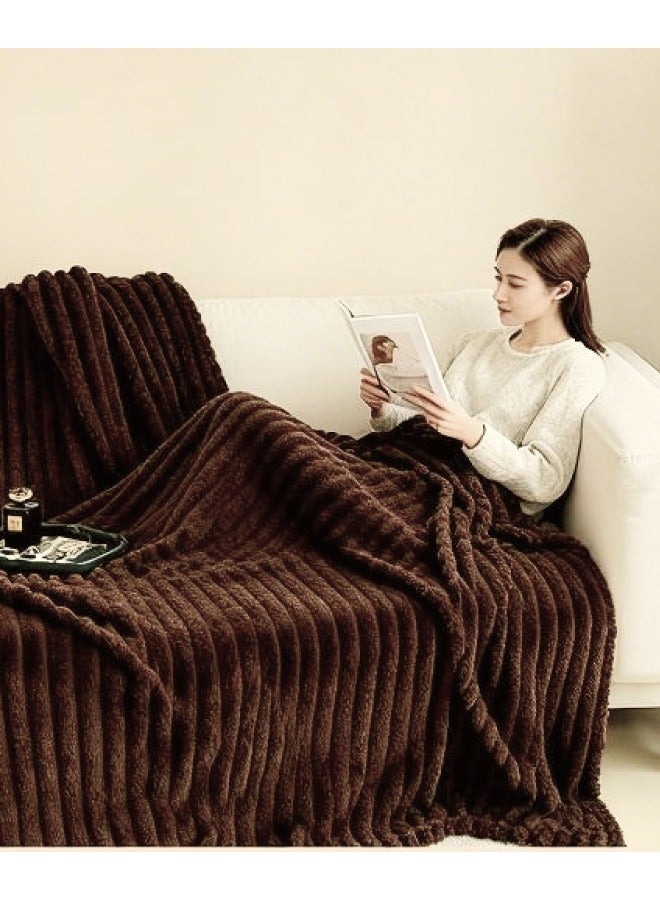 بطانية شتوية من البوليستر الصوفي. الأبعاد: 200 × 150 سم - ناعمة ومريحة، مناسبة كبطانية للنوم أو بطانية للتكييف أو غطاء زخرفي أو بطانية أريكة أو بطانية سفر - لون بني قهوة - Image 3