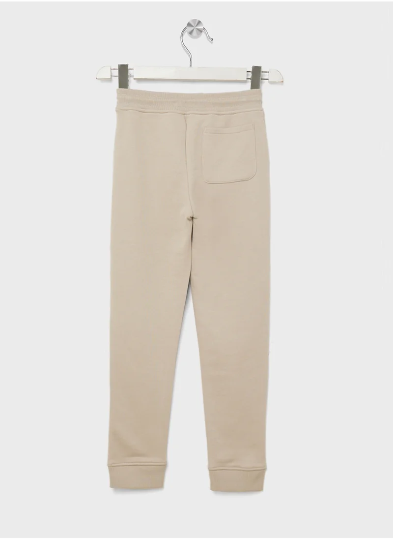 كالفن كلاين جينز Youth Essential Mini Badge Sweatpants