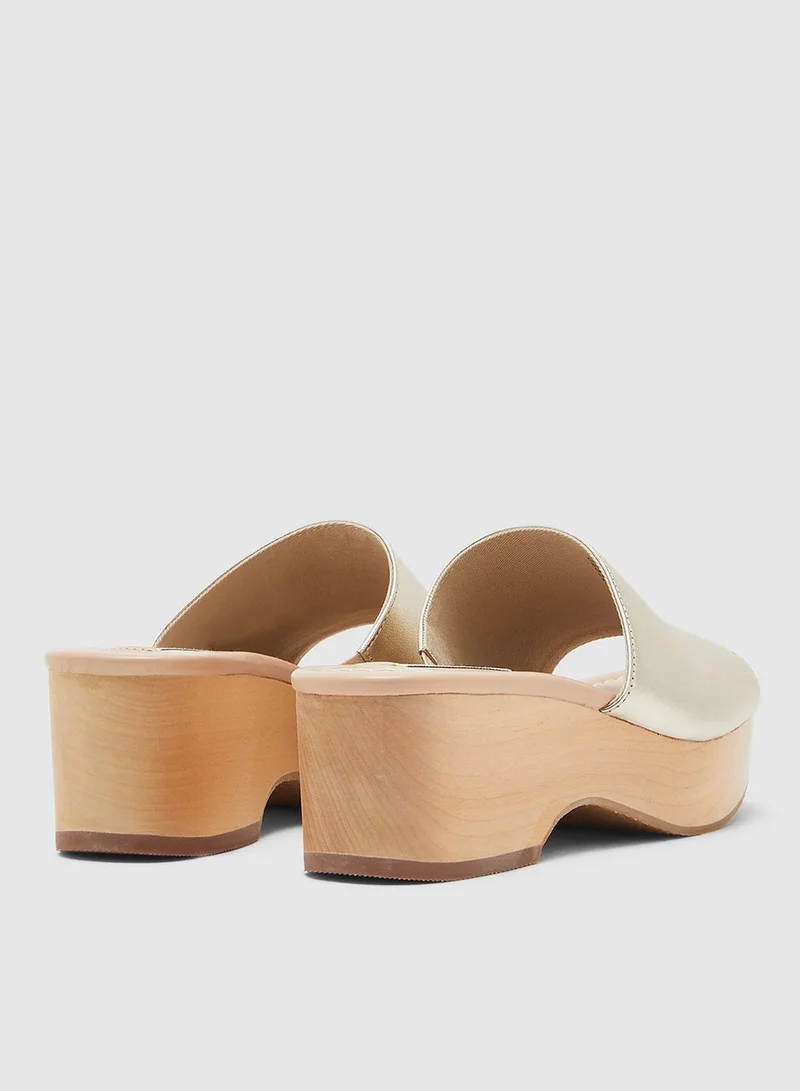 STEVE MADDEN Clarke Single Strap High Heel Sandal - Gold