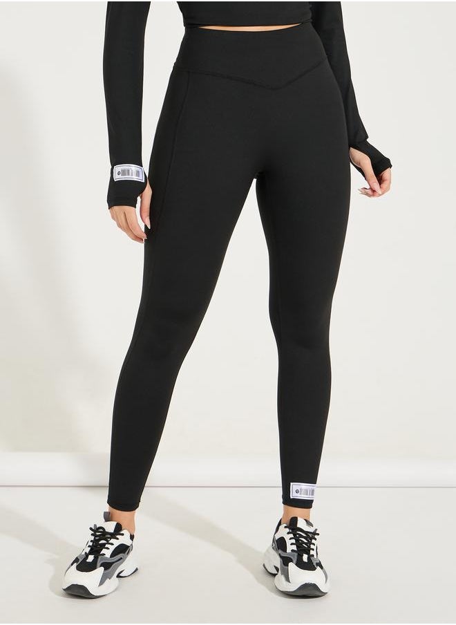 Gymspire Edition- Side Text V-Stitch Full Length Leggings - pzsku/ZF5EBB2B92436EAB1FB94Z/45/_/1724411124/5c90a821-f8db-4731-8642-81279180137b