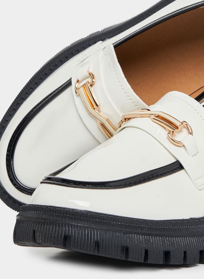 Styli Faux Leather Trim Front Decoy Buckle Loafers  - Image 5
