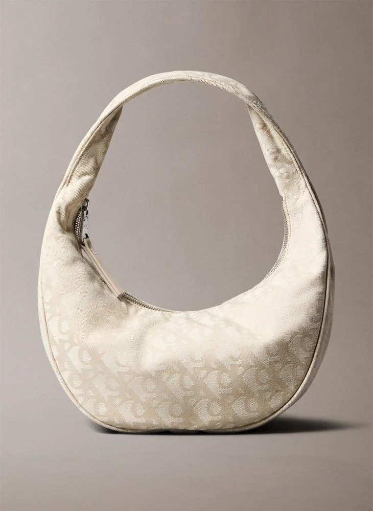Calvin Klein Jeans Logo Detailed Zip through Hobo