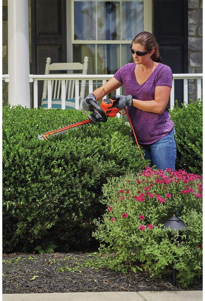BLACK+DECKER Hedge Trimmer with Saw, 20-Inch, Corded (BEHTS300) - Image 5