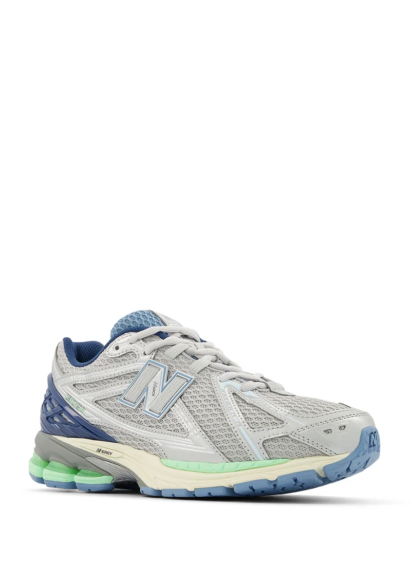 New Balance 1906 Sneakers