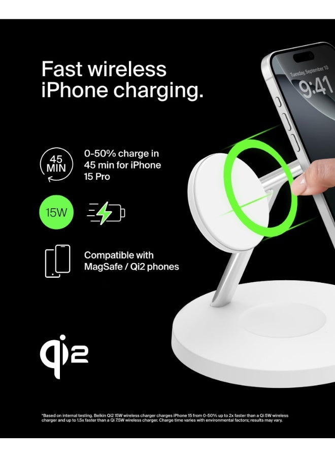 بيلكين BoostCharge Pro 3 في 1 | حامل شحن مغناطيسي لاسلكي مع Qi2 15 واط، مغناطيس قوي، شحن سريع لهواتف آبل وأندرويد، ساعة آبل 9/8/7 ألترا 2، يشمل مزود طاقة 40 واط - أبيض - Image 3