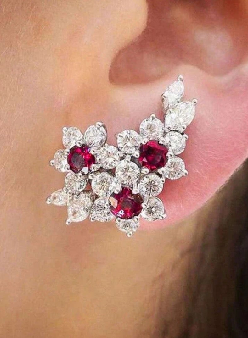 إيكوال حلق أذن نسائي صغير جداً بتصميم أنيق وعالي الجودة مرصع بالزركون - Image 1