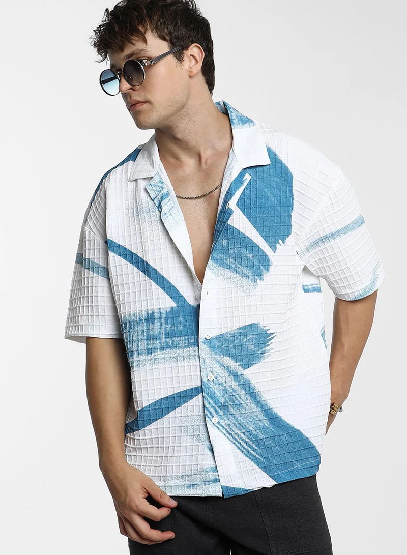 كامبوس سوترا Men's Sky Blue & Chalk White Stroked Waffle Oversized Shirt For Casual Wear | Cuban Collar | Short Sleeve | Button Closure | Oversized Shirt Crafted With Comfort Fit For Everyday Wear
