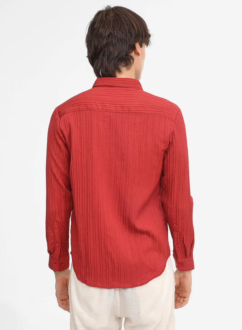 كامبوس سوترا Men's Cadmium Red Self-Design Striped Shirt