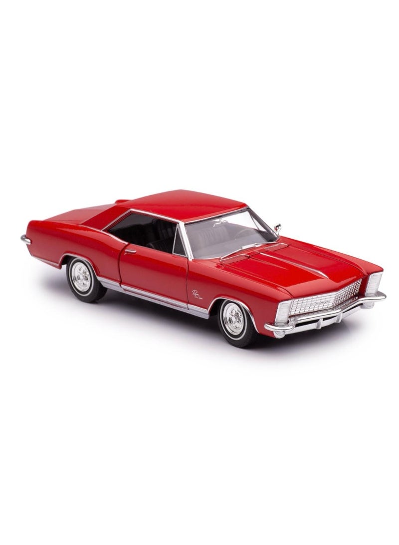 ويلي نموذج سيارة بويك ريفييرا الكلاسيكية المصبوبة عام ١٩٦٥ بمقياس ١:٢٤ - أحمر - Image 1