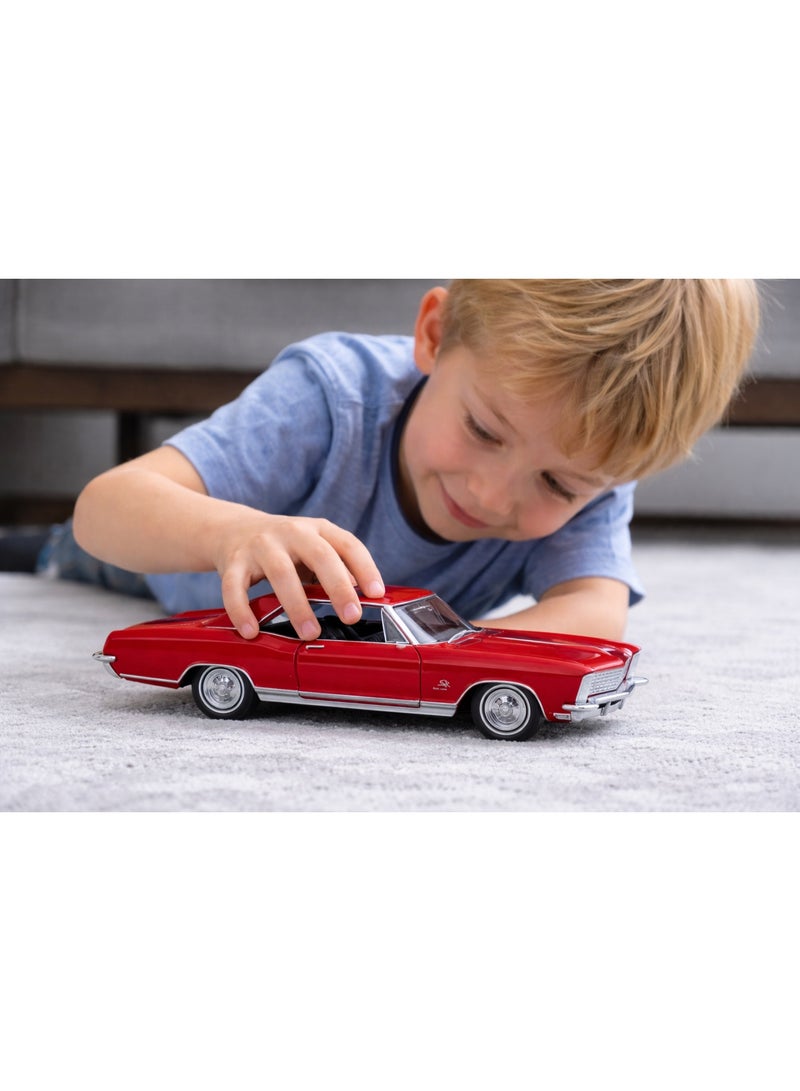 Welly 1:24 Scale -Classic Buick Riviera 1965 Die-Cast Model Car 1:24 Scale – Red - Image 5