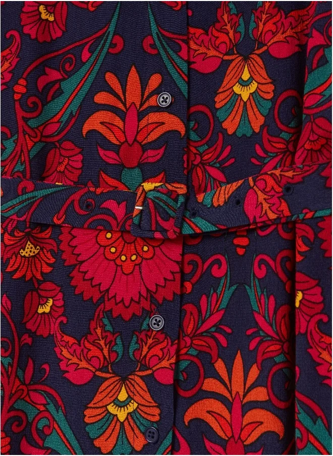 او في اس Long shirt dress with print