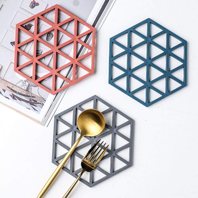 Hari Silicone Trivets Coaster/Pot Holder/Placemat for Home Kitchen and Dining Table (Multicolour, 16x16 cm) - Set of 4 - Image 5