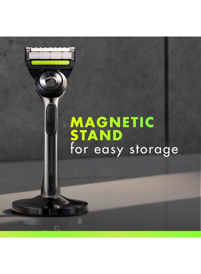 Gillette مختبرات مع شريط تقشير من جيليت للحلاقة للرجال - 1 مقبض، 4 شفرات حلاقة إضافية، هدايا العيد للرجال، تشمل حامل مغناطيسي فاخر - Image 4