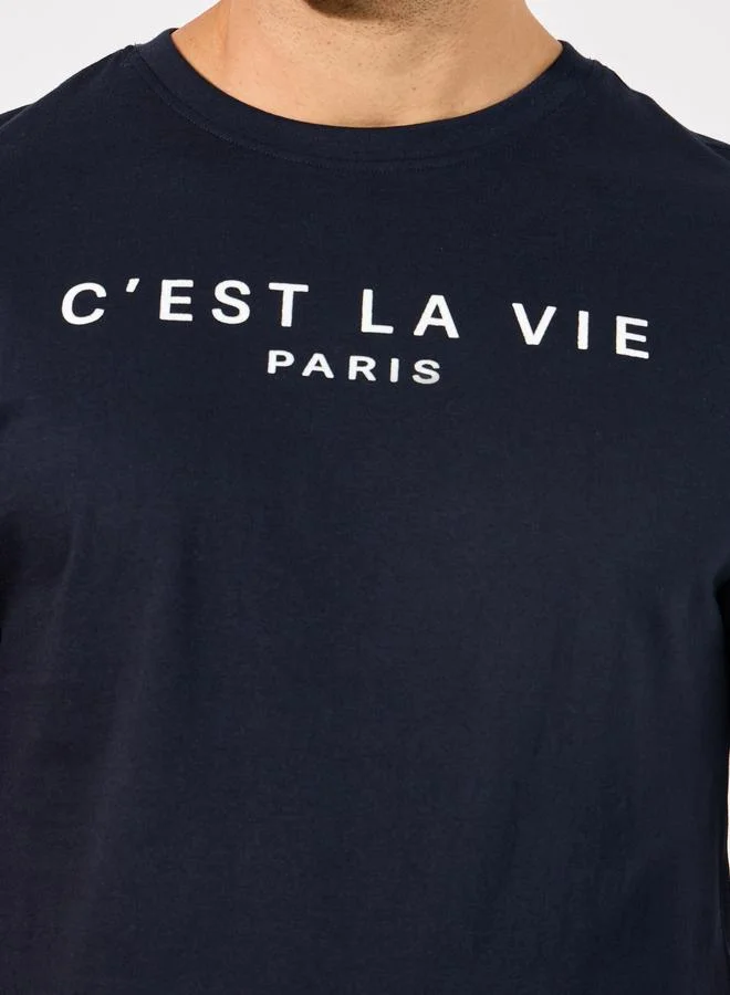 Styli Styli Cest La Vie Slogan Regular Fit T-Shirt