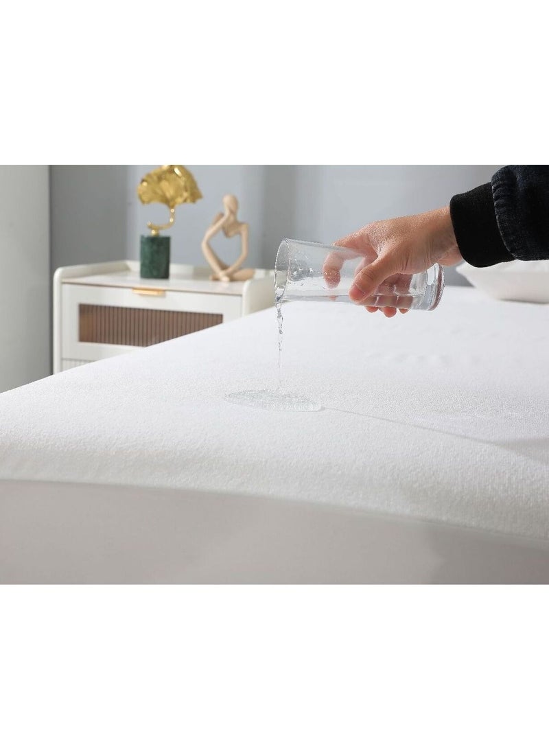 Luxurious Waterproof Mattress Protector 140 x 200 cm - Image 2