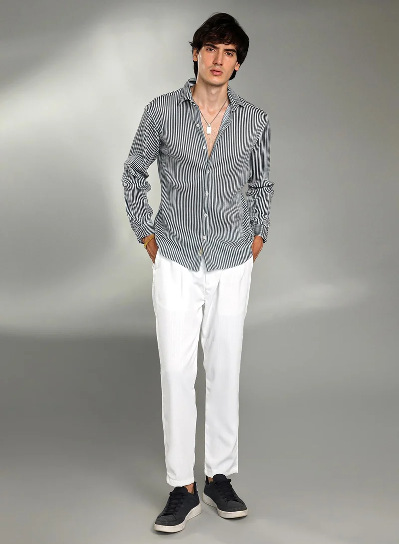 Campus Sutra Men's Midnight Black & Powder White Pleat-Creased Shirt