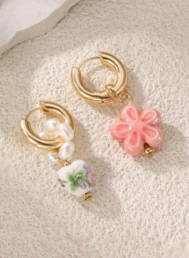 تايك تو أقراط حلقية بتصميم قلب وتفاصيل زهور