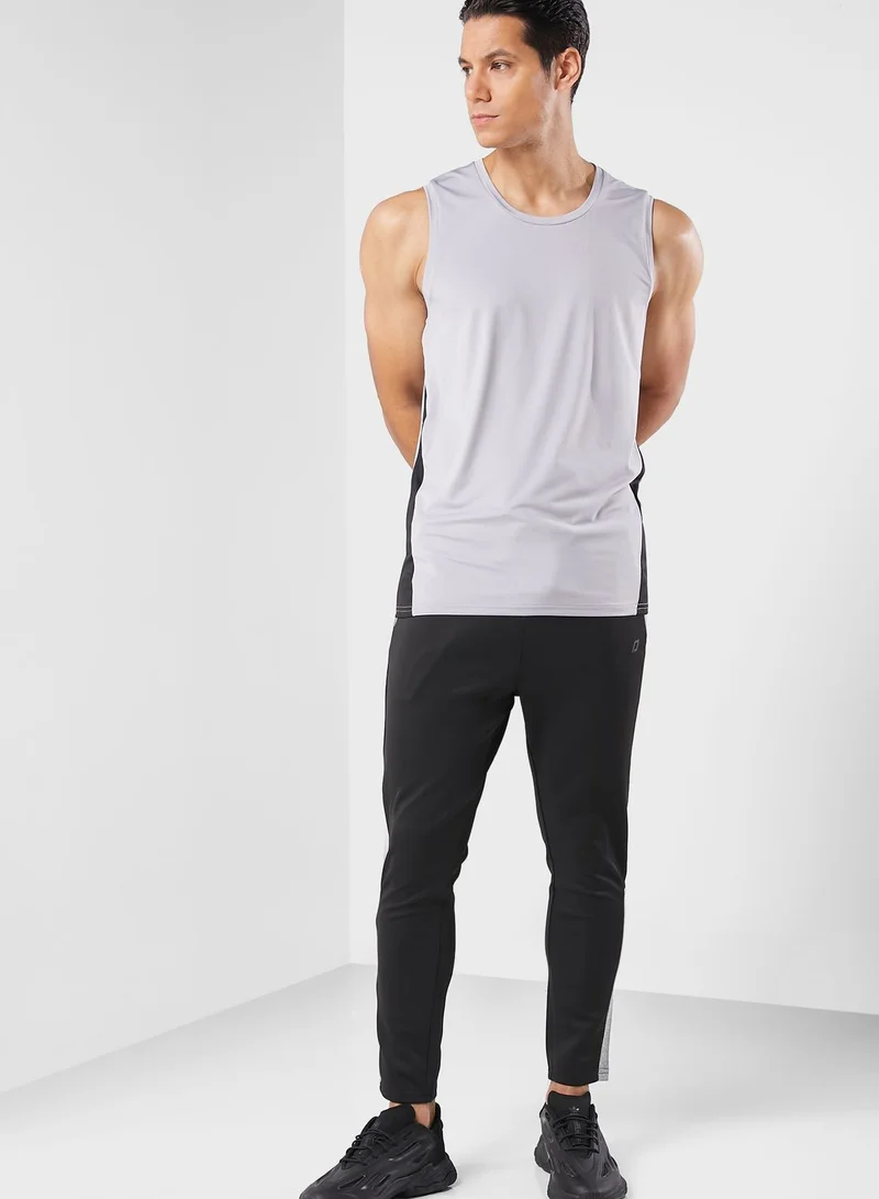 FRWD Performance Vests