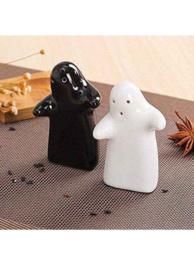 Belle Being Salt and Pepper (Seasoning & Spice) Shakers Hugging Couple Set with Black & White. Cute, Novelty, Modern and Vintage Hug Design - Easy to Refill & Dispense - Perfect for Gift, Halloween Ghost Shakers - Image 5