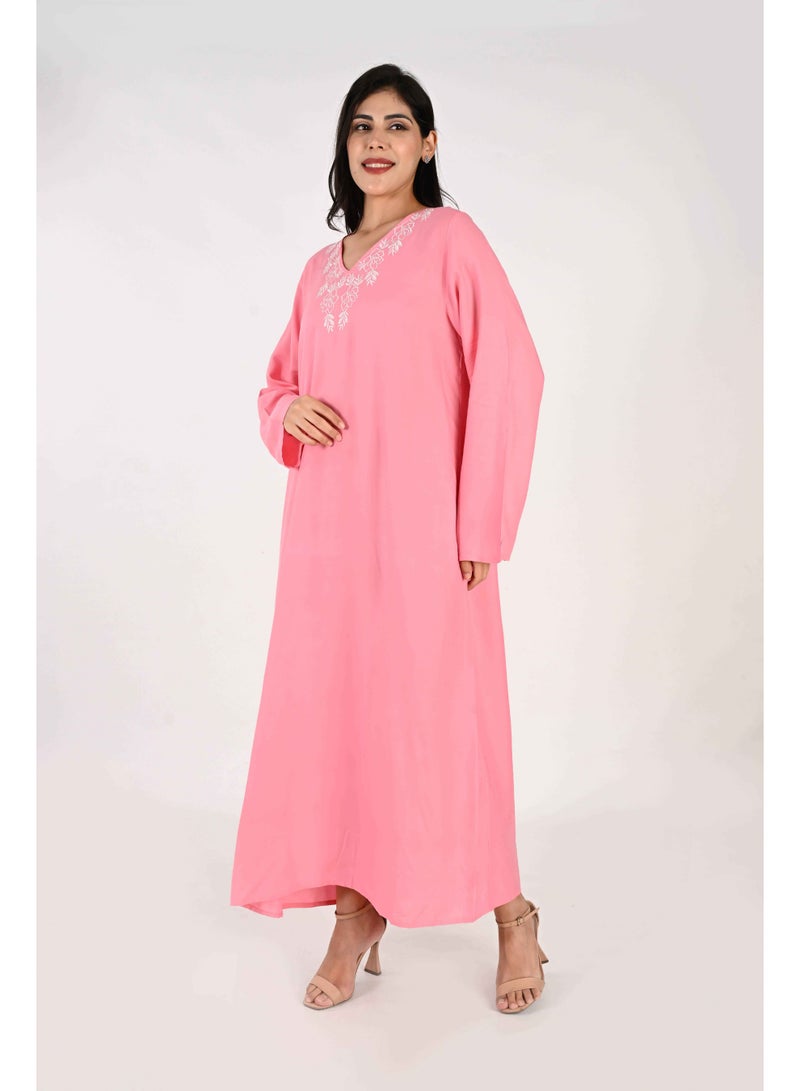 لـيـنـيـل جلابية نسائية من لينيل - قاعدة وردية اللون بياقة على شكل حرف V وتفاصيل مطرزة بالزهور - Image 5