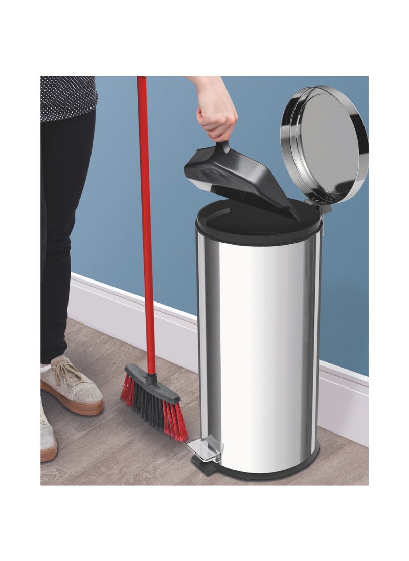 TRAMONTINA Since 1911,Made in Brazil- 30Liter Stainless Steel Pedal Trash Bin with a Polished Finish and Removable Internal Bucket  - Image 4
