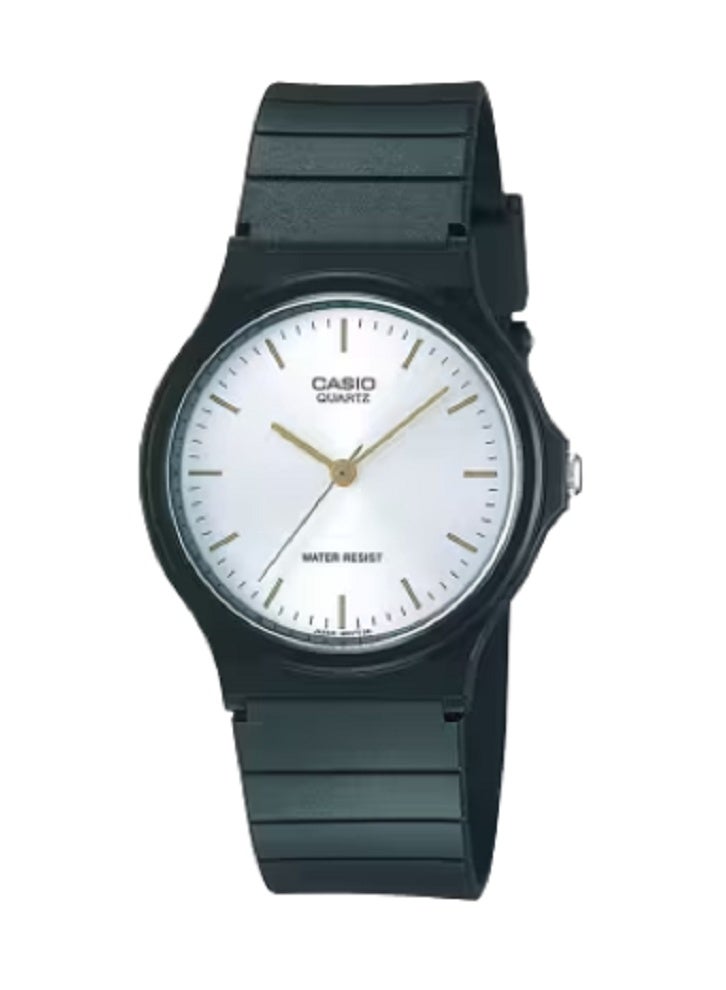 ساعة كاسيو الكلاسيكية التناظرية للجنسين بمينا أبيض وهيكل وسوار من الراتنج الأسود وتصميم عتيق بسيط