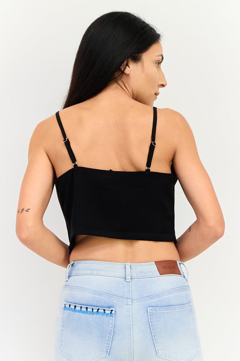 FOREVER 21 تي شيرت بلا أكمام على شكل حرف V للنساء، أسود - Image 3