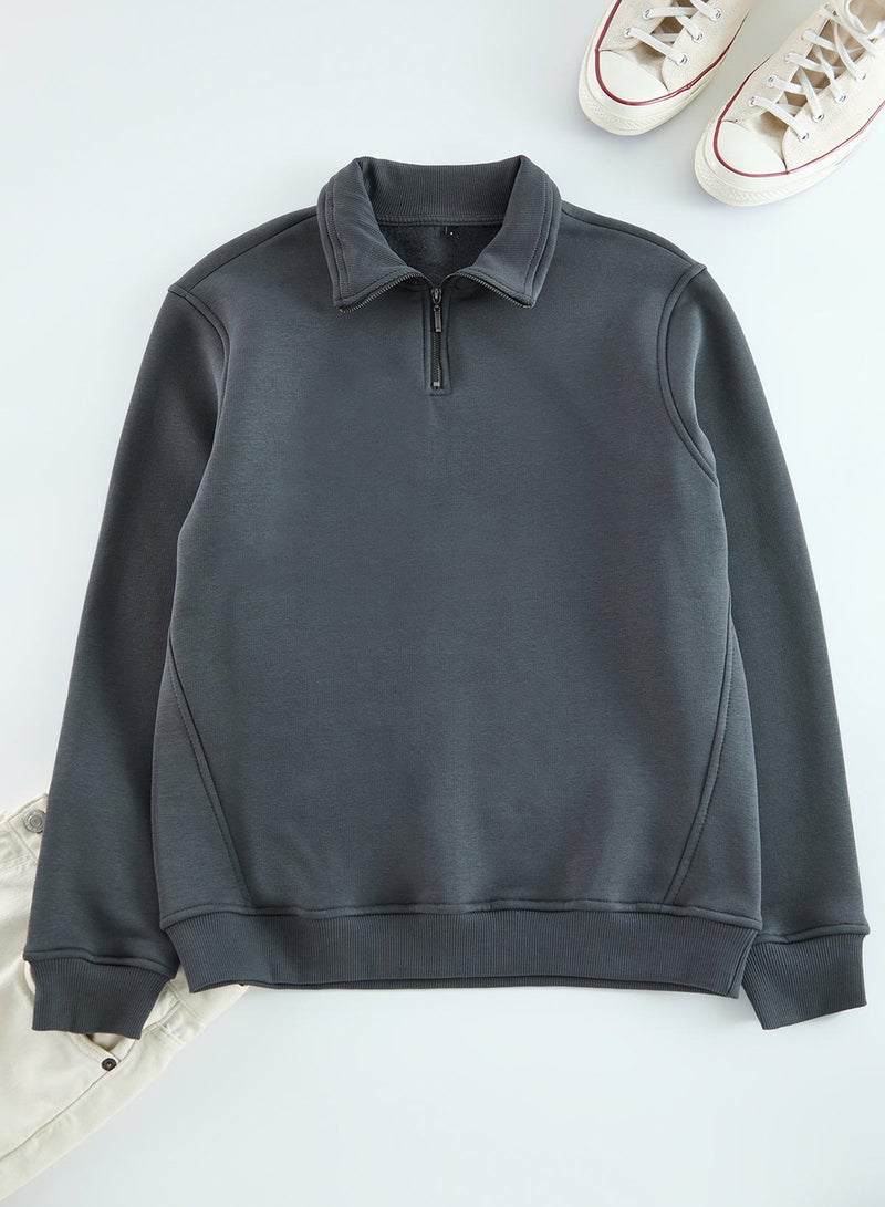 trendyol Anthracite Regular/Normal Cut Stand Collar Zippered Warm Basic Sweatshirt - Image 5