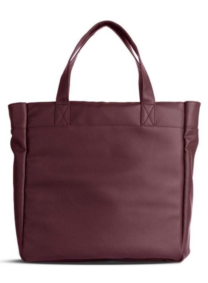 Ar supply AR Tote Bag by Arij Bags | Large Tote Bag for Laptop and Daily Use, Detachable and Adjustable Crossbody Strap, Spacious Main Compartment, Laptop Pocket, Multiple Inner Pockets and Quick Access Front Pocket (39 × 38 × 12 cm) (Burgundy) - Image 4