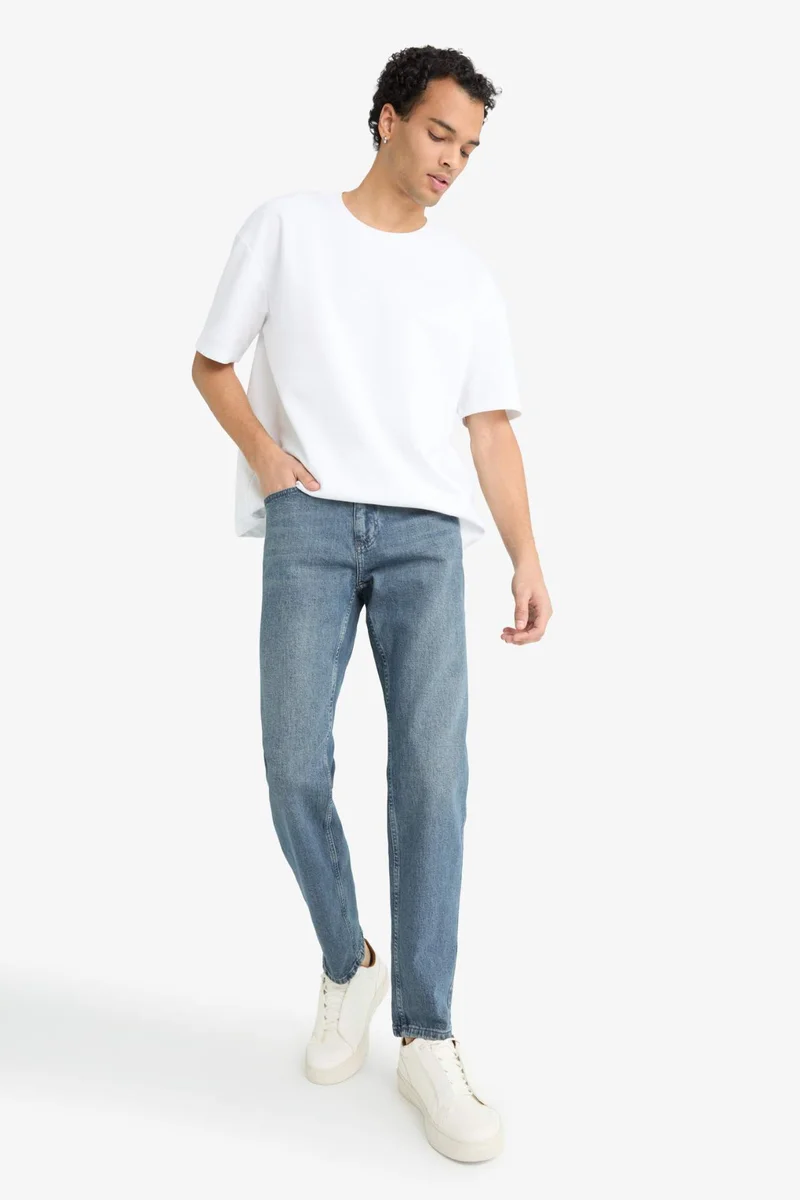 Slim Tapered Fit Skinny Leg Jeans