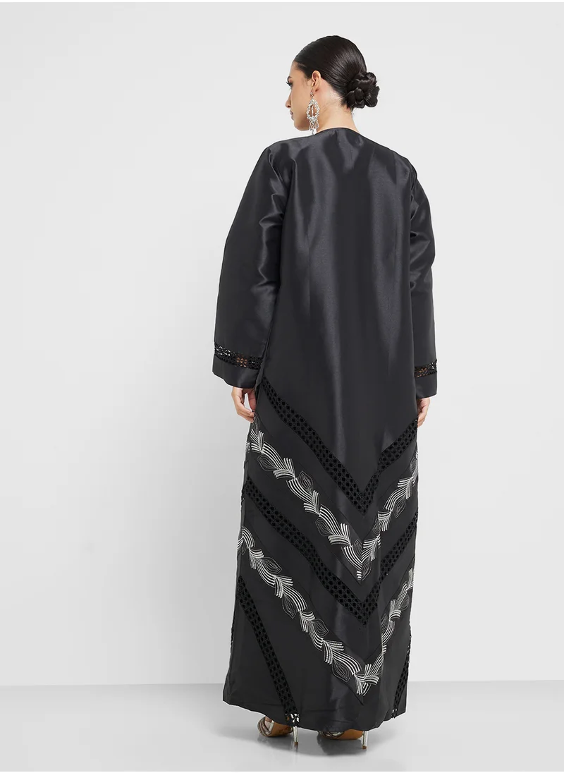 هيا كلوزيت Embroidered Black with Sheila