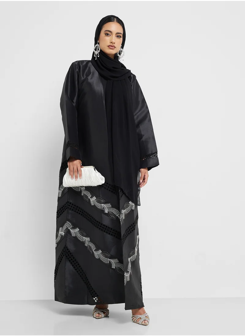 هيا كلوزيت Embroidered Black with Sheila