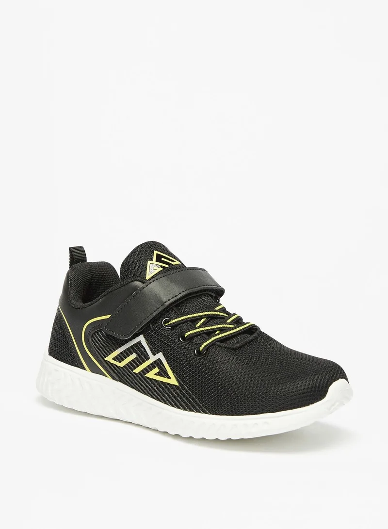 OAKLAN Textured Low Ankle Sneakers with Hook and Loop Closure