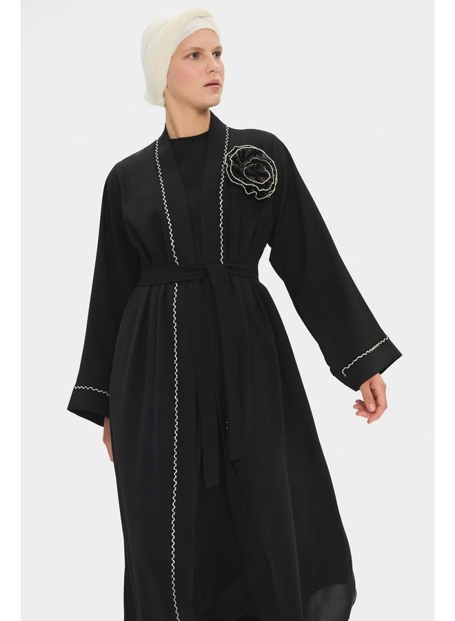 جون عباية نسائية مطرزة بتفاصيل سوداء من جوني - Image 2