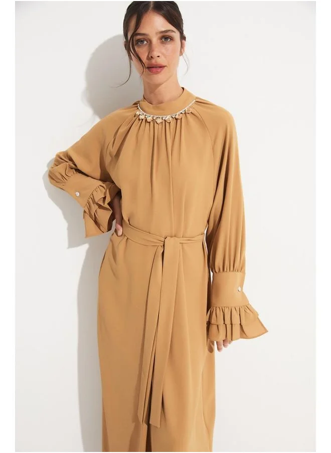 جون June Bell Sleeve Stone Neck Dress Tan