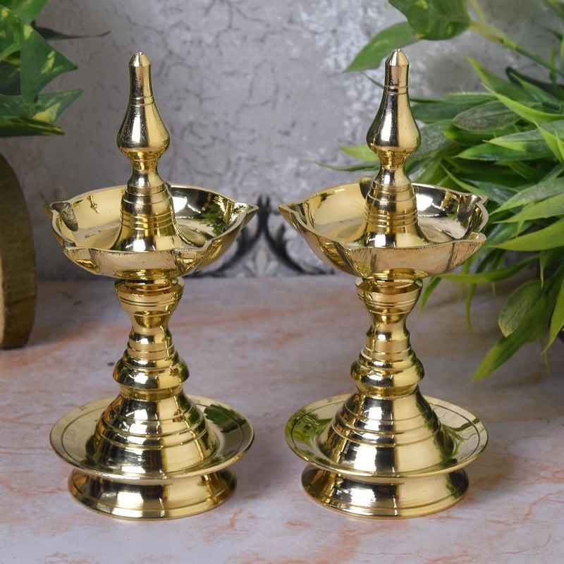 Neetu Arts Pure Brass Short Udupi Diya Heavy 7 inches Brass Colour Pack of 1 Pair - Image 1