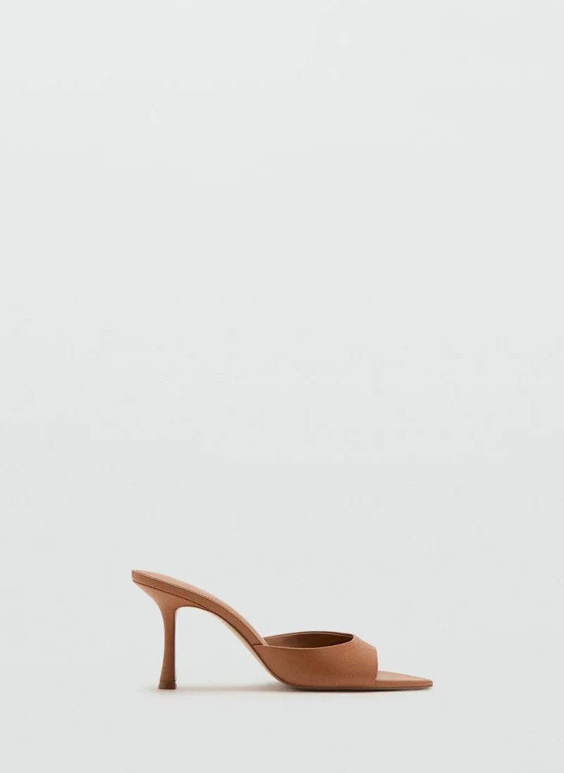 مانجو Pointed heel sandals