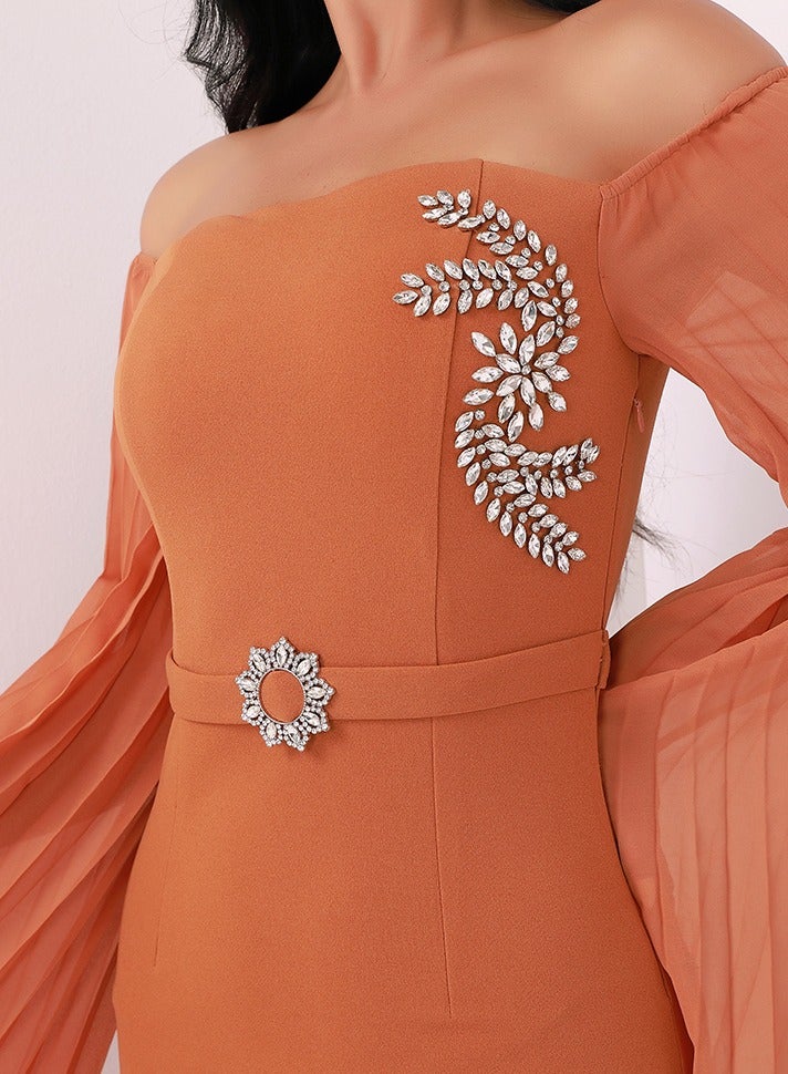 Soft off-the-shoulder dress A soft off-the-shoulder mid - Image 2