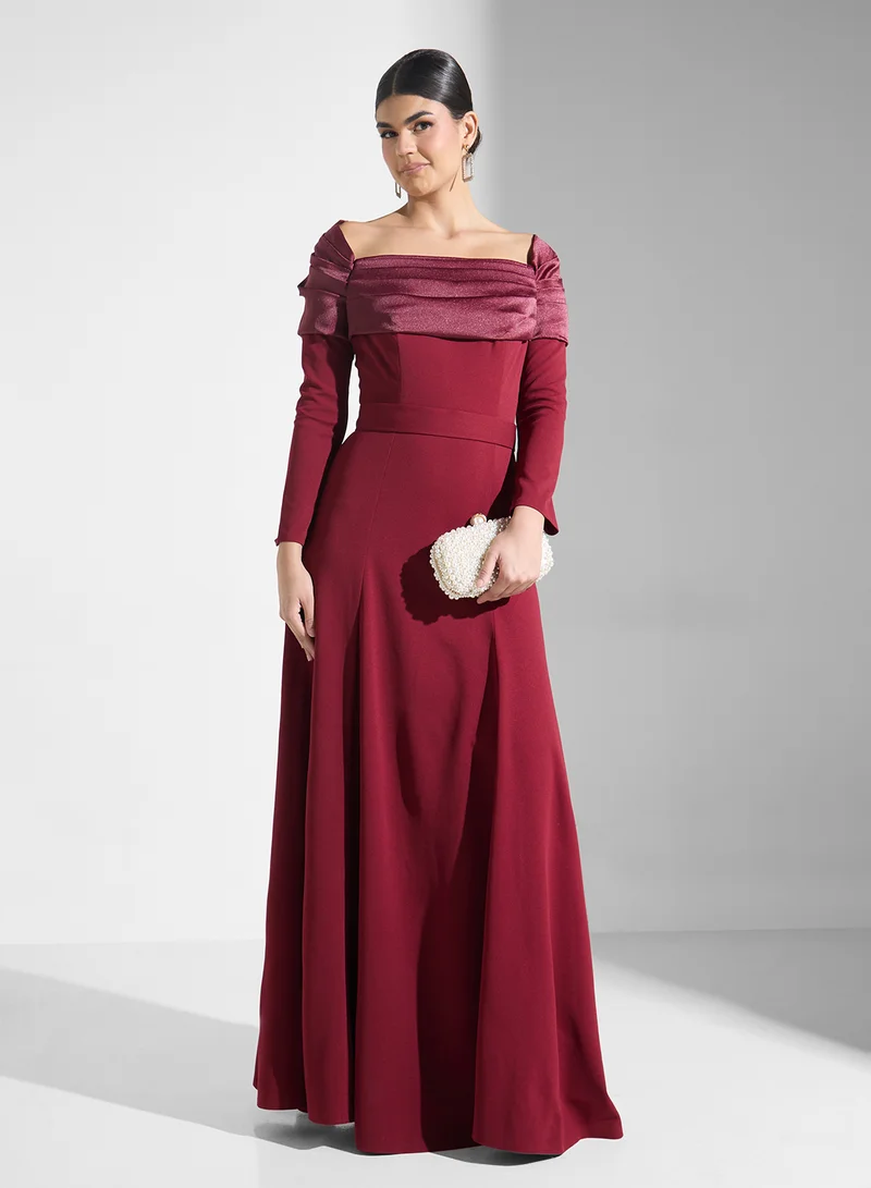 ايرا Off-Shoulder Satin Dress