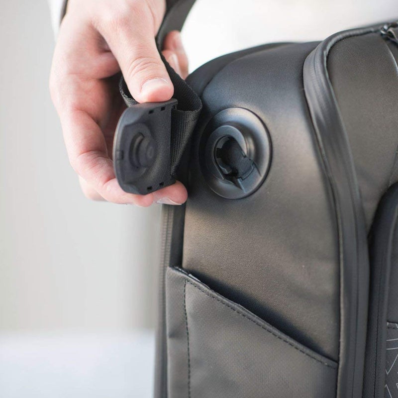 NOMATIC Messenger Bag - Formal Laptop Computer Bag and Briefcase - Crossbody Bag/Shoulder Bag and RFID Safe Travel Bag - 15-Inch Laptop Bag and Work Bag (Black) - Image 5