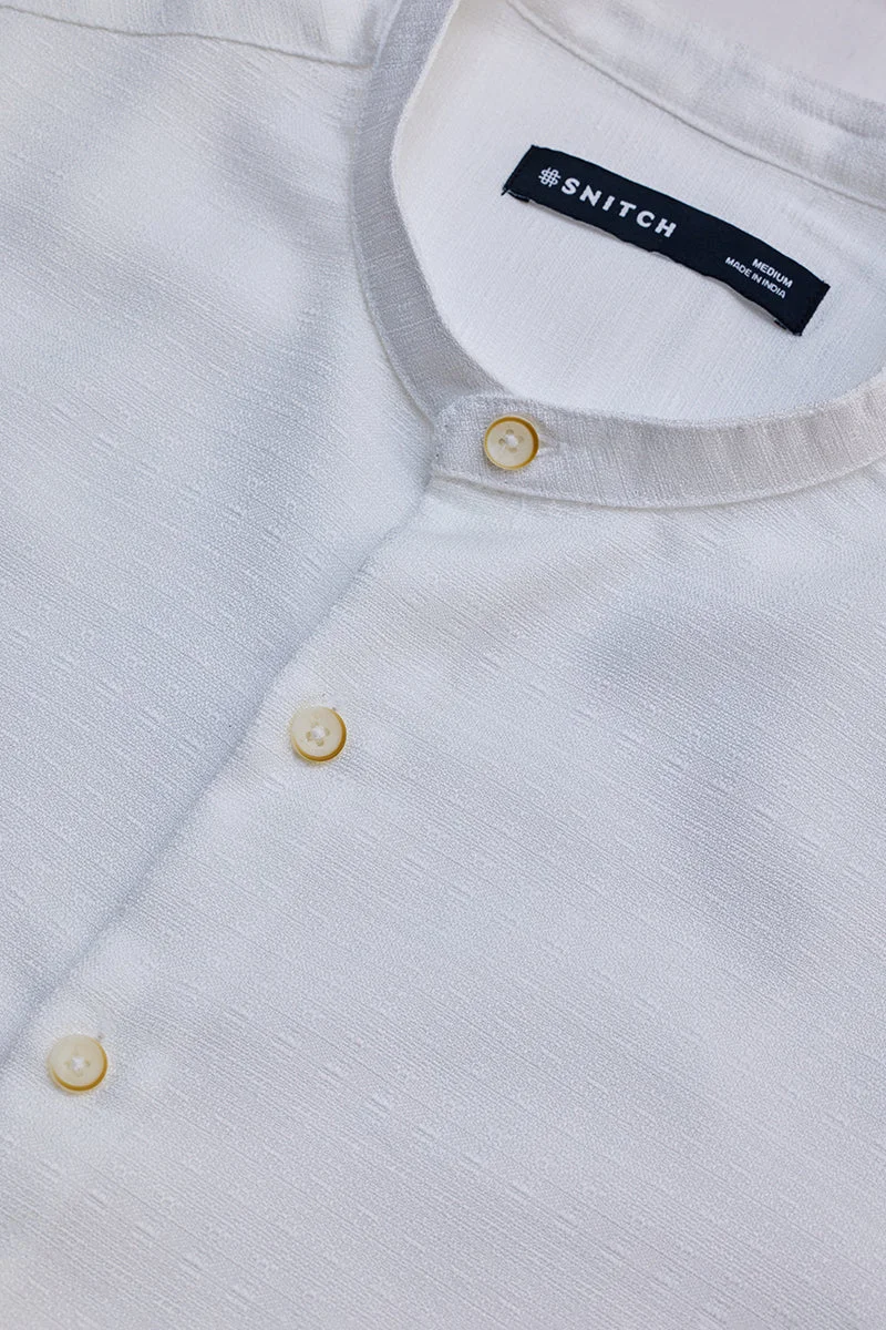 SNITCH White Textured Long Sleeve Slim Fit Casual Shirt