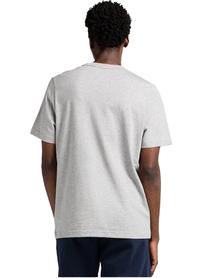 Reebok تي شيرت كلاسيكي بأكمام قصيرة من سلسلة جرافيك - Image 3