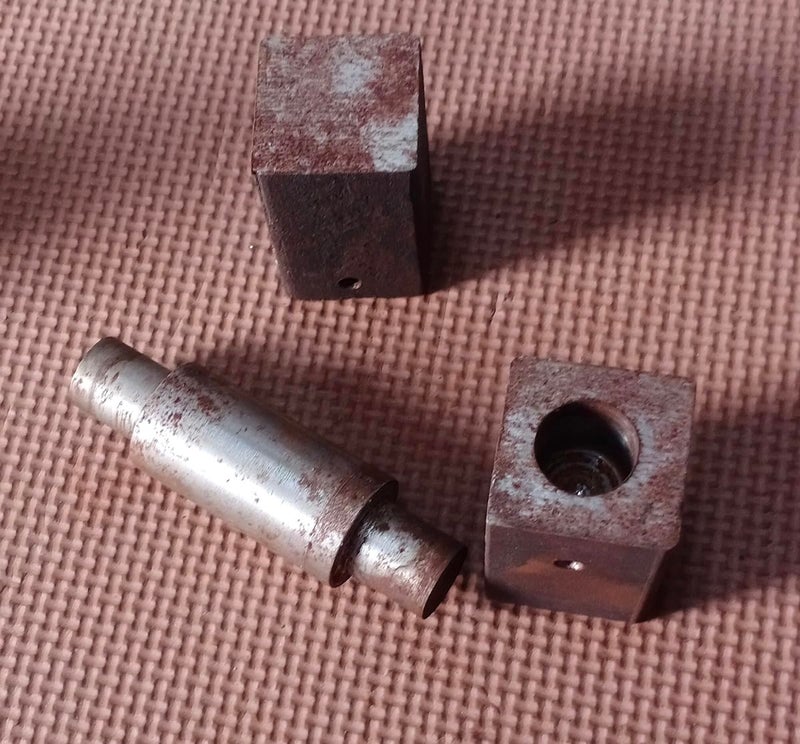 Barrel Hinges Weld on Gate Hinges 30mm 1 Set Length 150mm Square  - Image 2