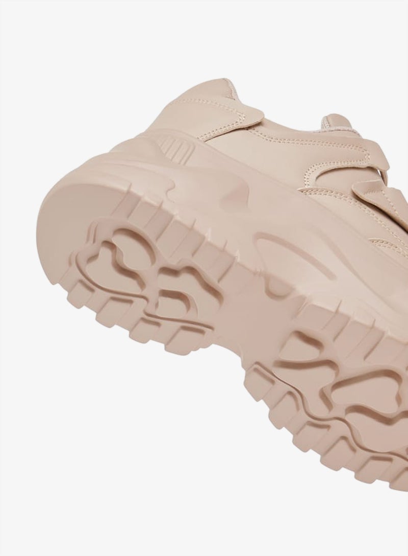 سيليست سنيكرز نسائي برباط وتفاصيل مثقوبة - Image 5